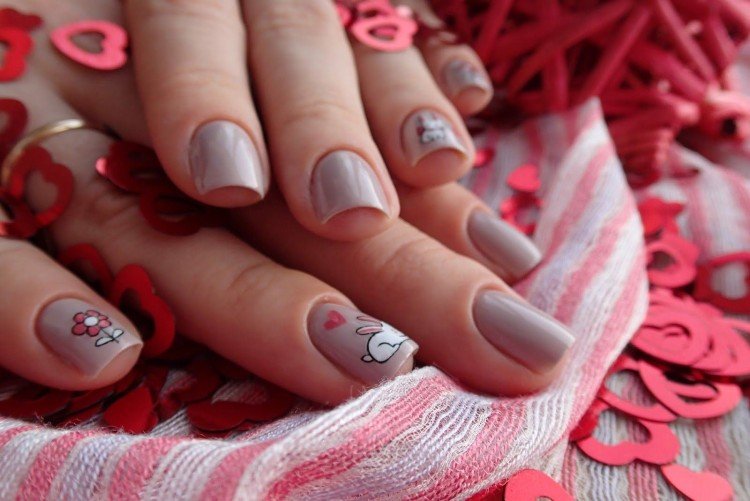 Маникюр в школу, осень 2021: модные и красивые идеи (50 фото)