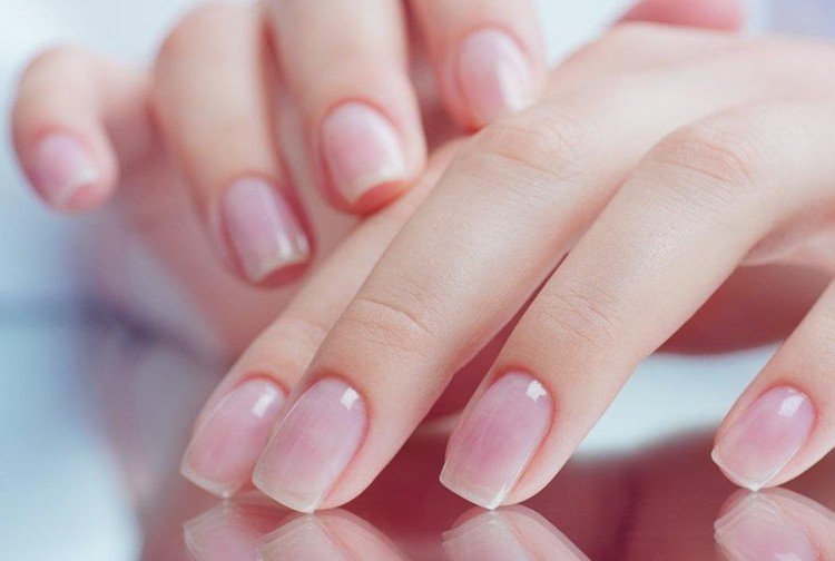 Маникюр в школу без покрытия