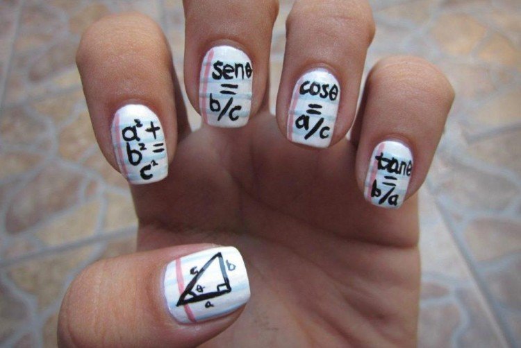 Школьные рисунки на короткие ногти