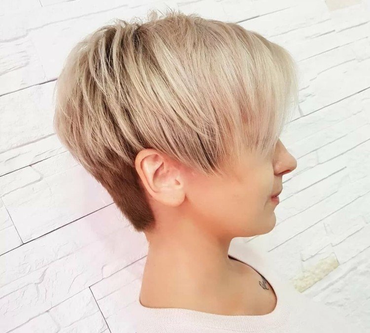 Стрижки для девочек в школу 2021 - фото