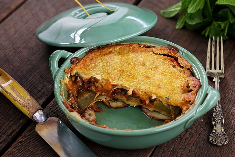 Мусака с шампиньонами