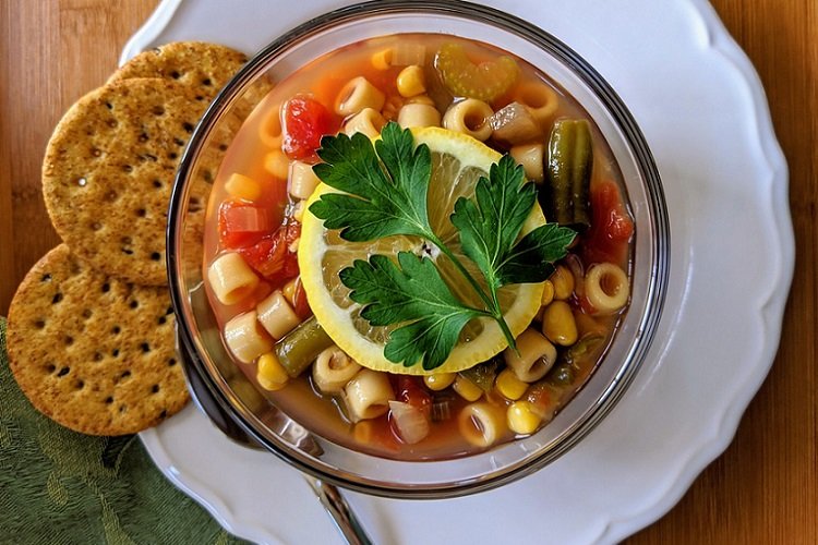 Как приготовить минестроне: 20 простых и вкусных рецептов