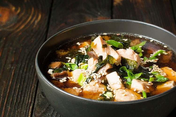 Рыбный мисо суп