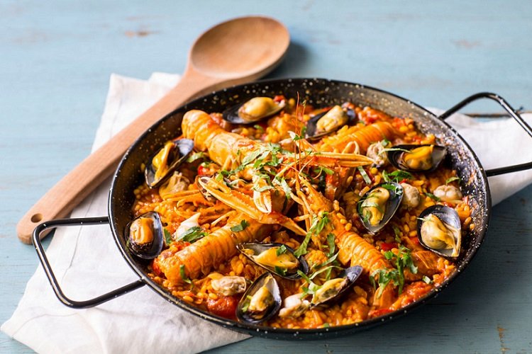 Паэлья с морепродуктами