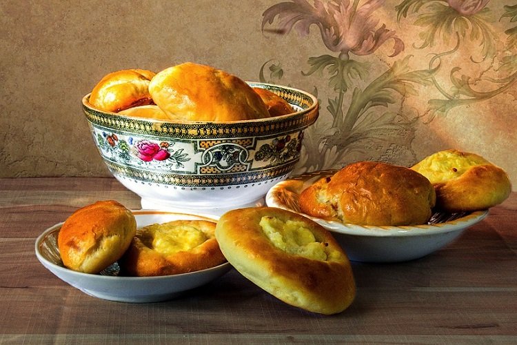 20 рецептов ватрушек с творогом на любой вкус