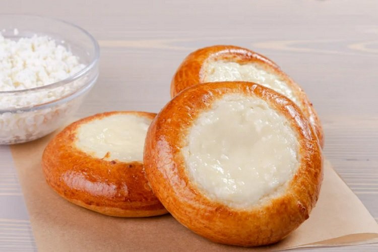 Ватрушки с творогом на сухих дрожжах