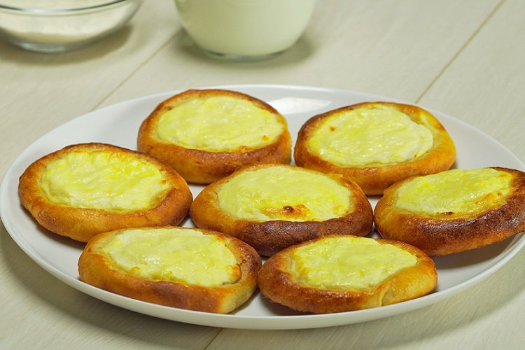 Ароматные ватрушки с лимонным творогом