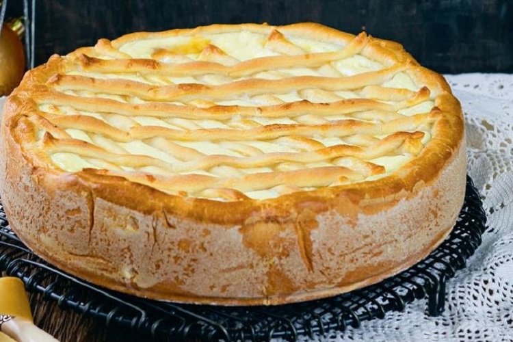 Пышный пирог с творогом