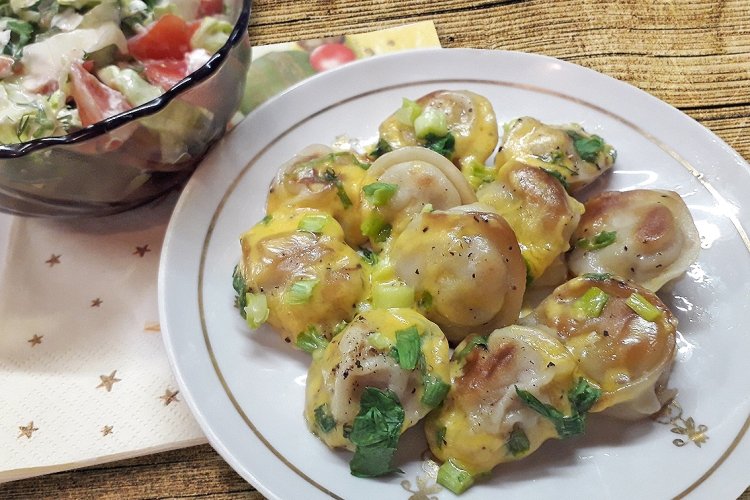 Пельмени, жаренные с майонезом