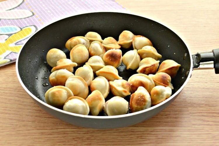 Пельмени, жаренные без воды