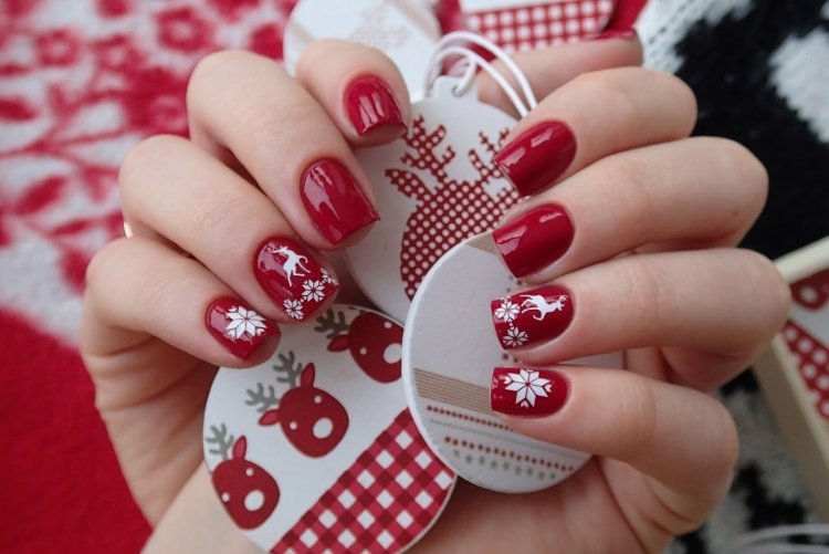 Наклейки на ногти