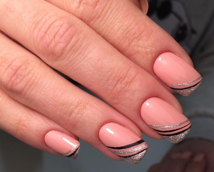 Креативный френч зимой 2021-2022