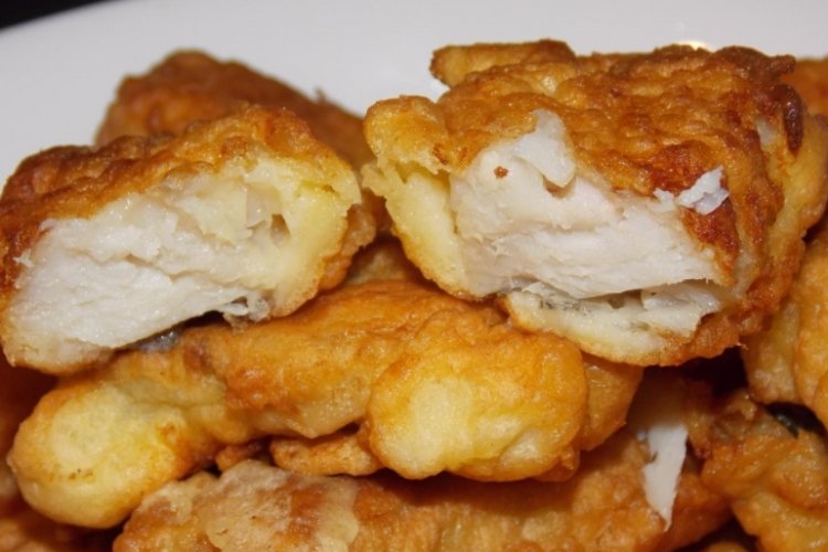 Кляр для рыбы из яичных белков и крахмала