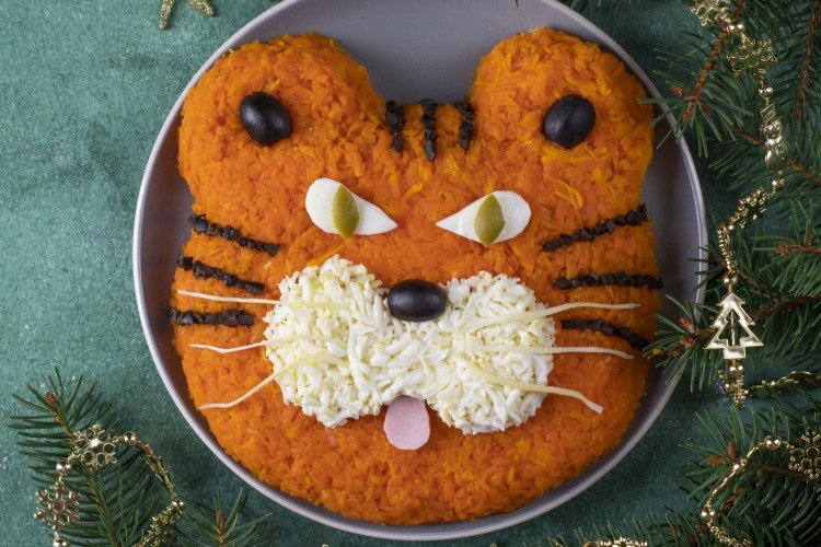 Салат «Тигр» на Новый год 2022: красивые и простые рецепты