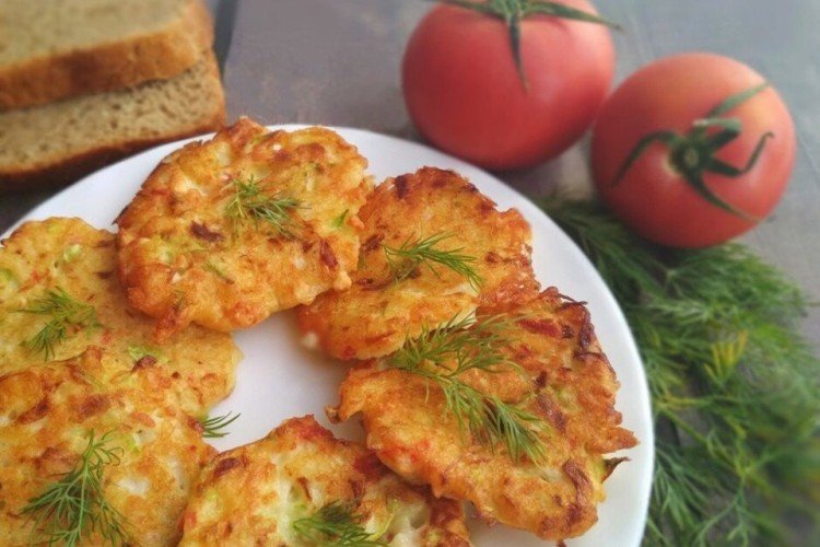 Котлеты из кабачков и крабовых палочек