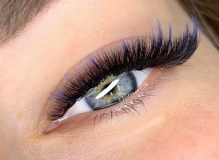 Наращивание ресниц омбре