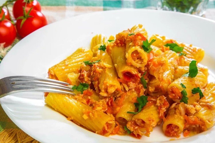 Макароны по-флотски с фаршем и тыквой