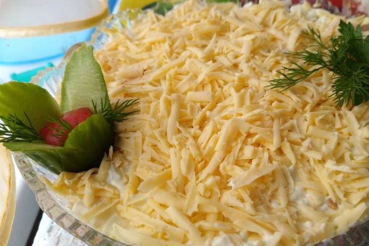 Французский салат с говядиной