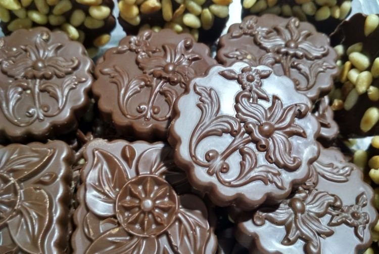 Узорчатый шоколад