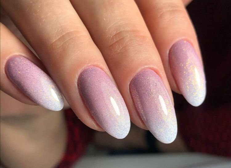 Французский маникюр с градиентом