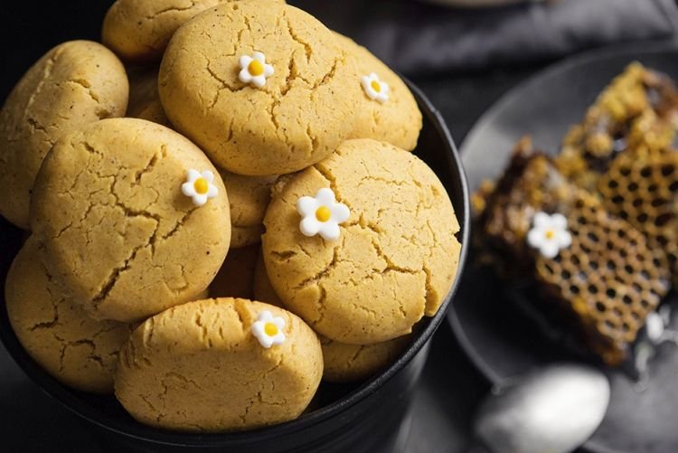 Медовое печенье на сметане