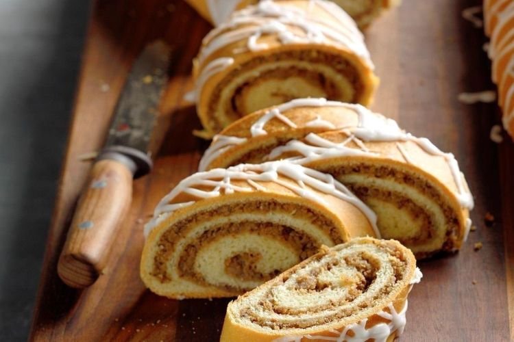 Рулет с грецкими орехами