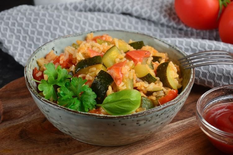 Тушеные кабачки с рисом