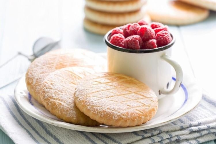 Молочные коржики