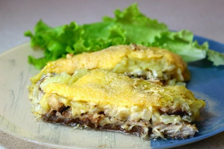 Скумбрия с овощами под сыром