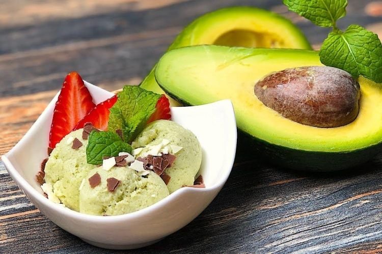 Мороженое из авокадо