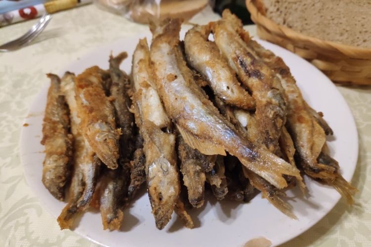 Жареная мойва на сковороде