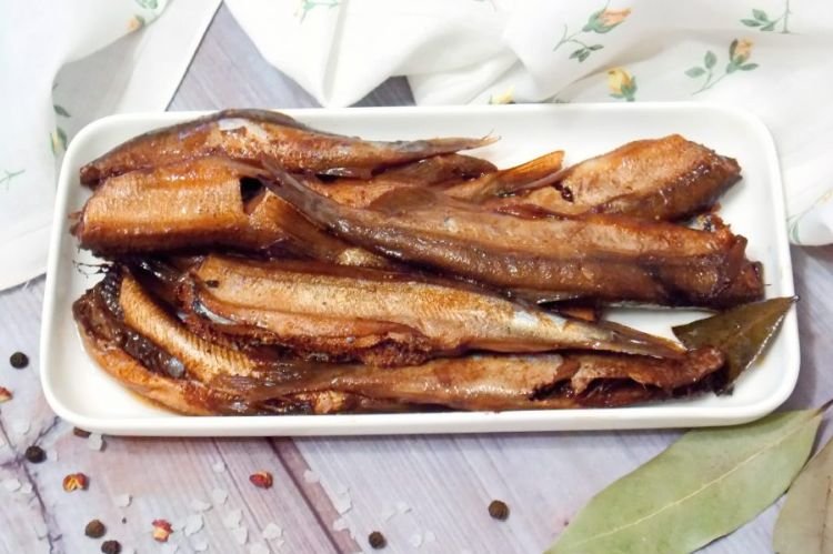 Шпроты из мойвы в мультиварке