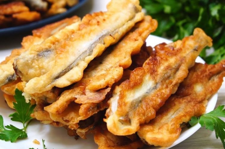 Жареная мойва в кляре