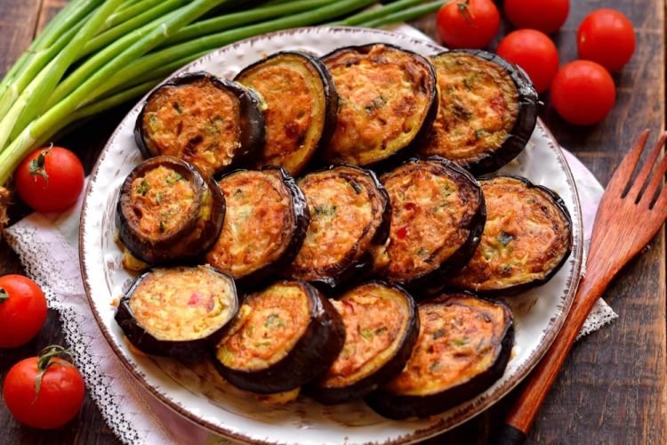 Жареные баклажаны с начинкой