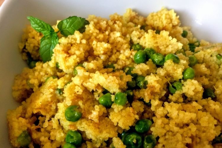 Кускус с тунцом и горошком