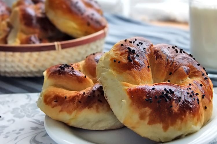 Турецкая ачма с оливками