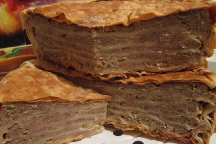 Ачма с шоколадом и бананами