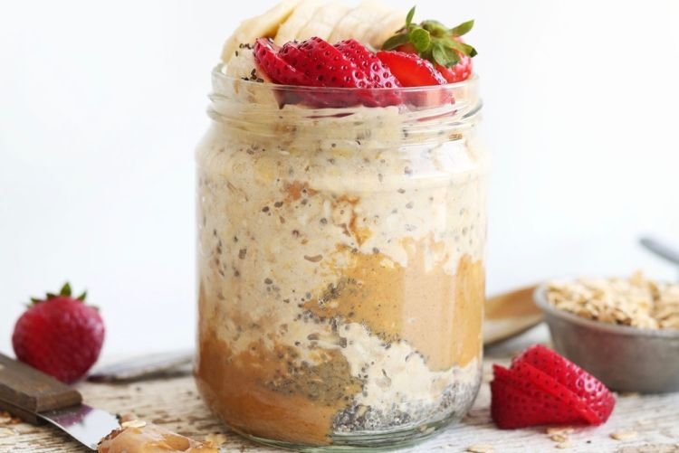 Ленивая овсянка с семенами чиа