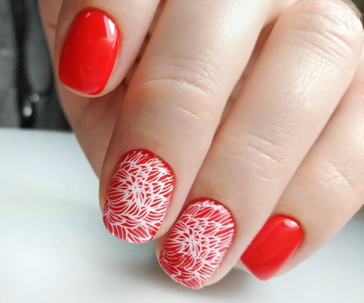 Белый стемпинг