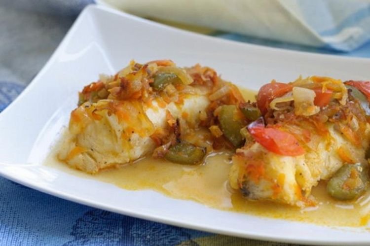 Зубатка с замороженными овощами