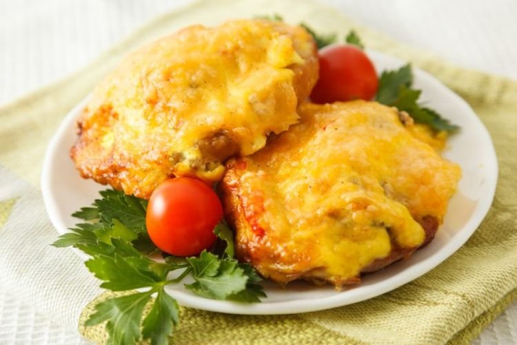 Свинина по-французски с клубникой