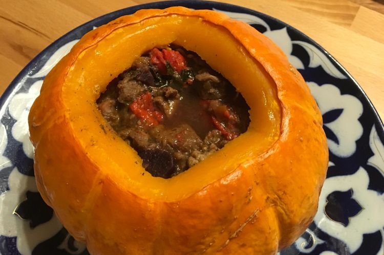 Баранина, запеченная в тыкве