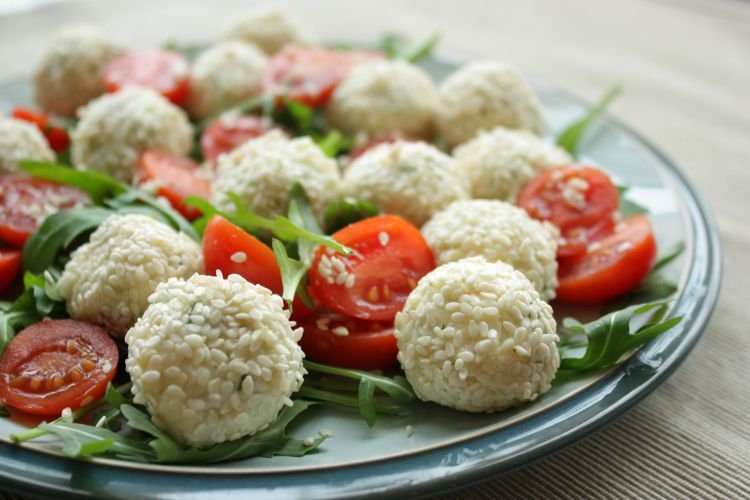 Шарики из тунца