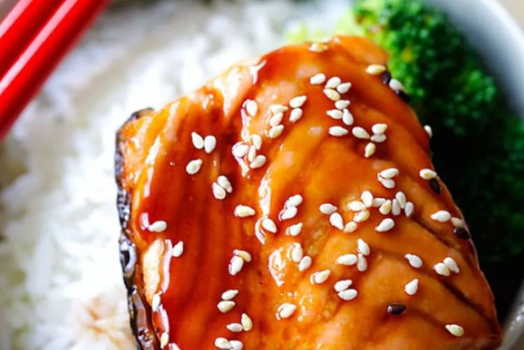 Камбала с кунжутом и соевым соусом