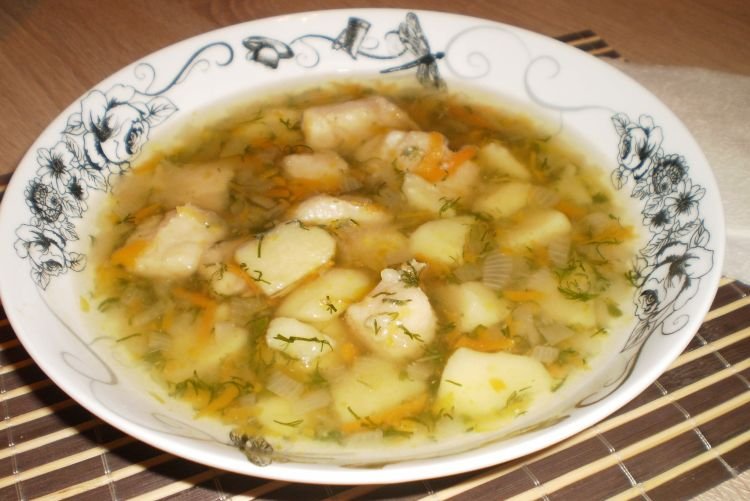 Уха из пангасиуса в мультиварке