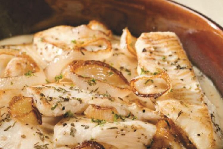 Пангасиус с яблоками