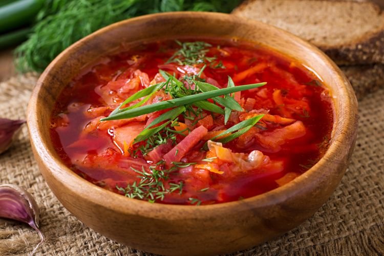 Диетический борщ с курицей