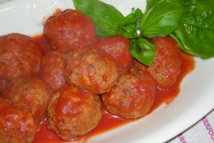 Рыбная кюфта в пряном соусе