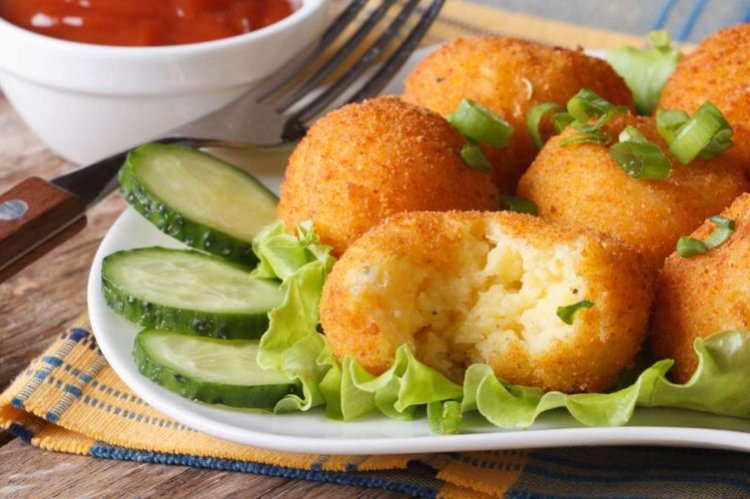 Сырные шарики с картошкой