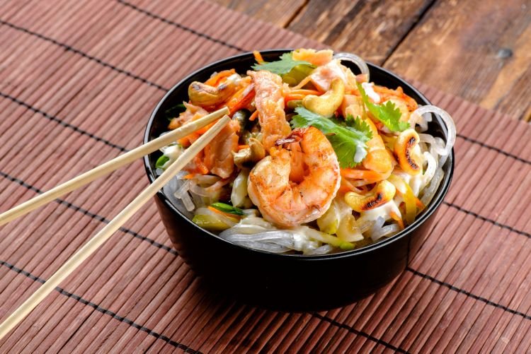 Лапша вок с креветками